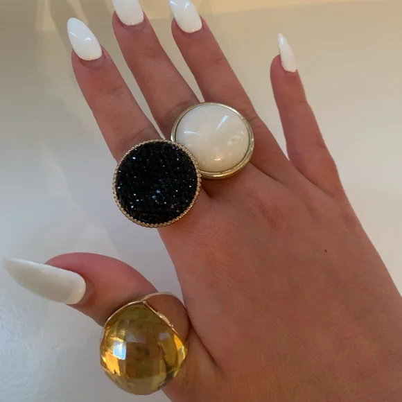 Ring Bundle - Picture 4 of 4